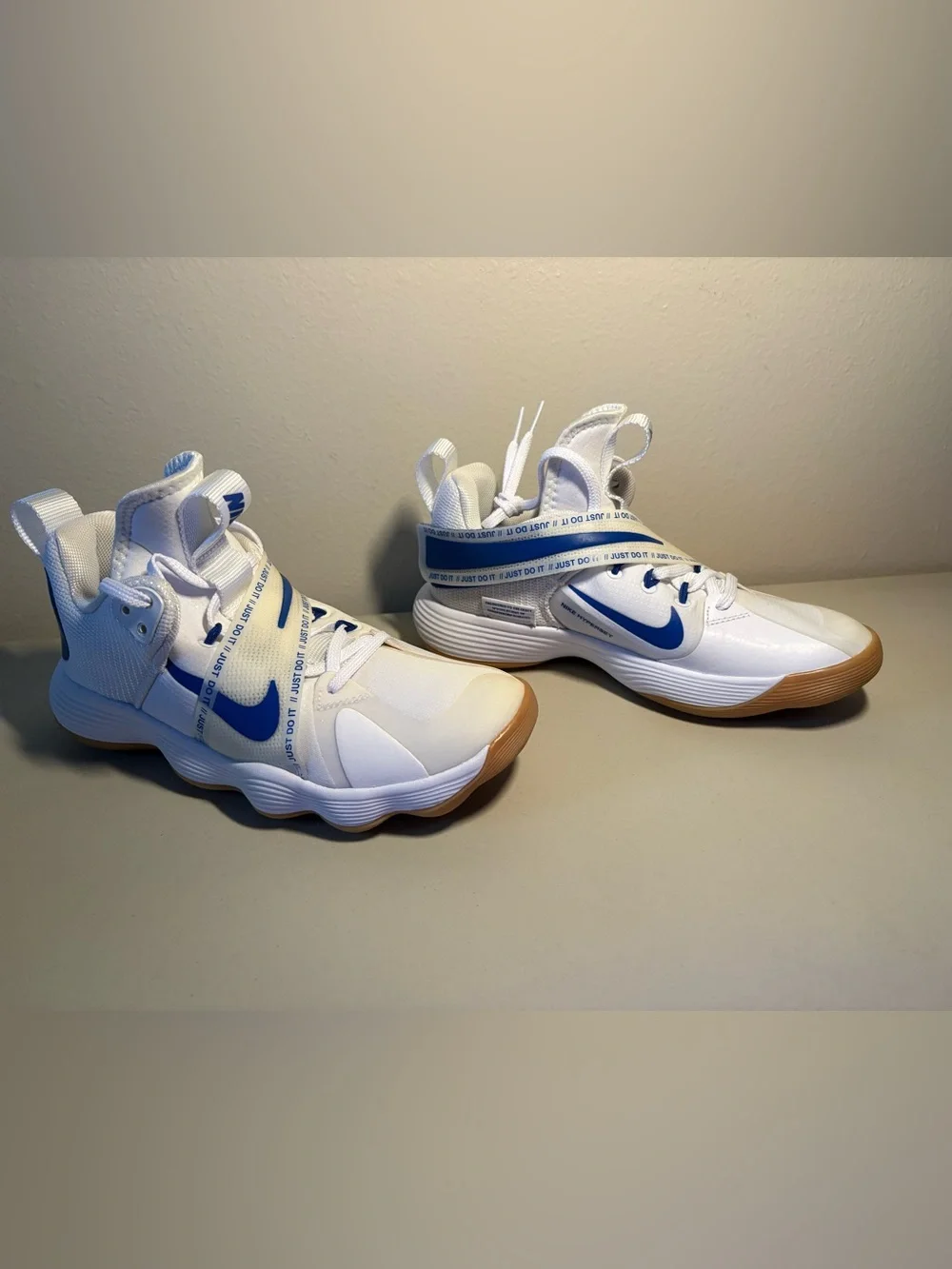 Nike React Hyperset Volleyball/Pickleball athletic shoes.